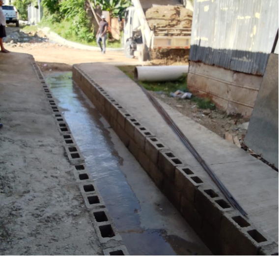 La Junta Municipal de Palmarejo Villa Linda realizó la entrega de materiales de construcción al presidente de la Junta de Vecinos del sector Alondra